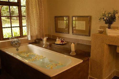 Jatinga Country Lodge Уайт-Ривер Экстерьер фото